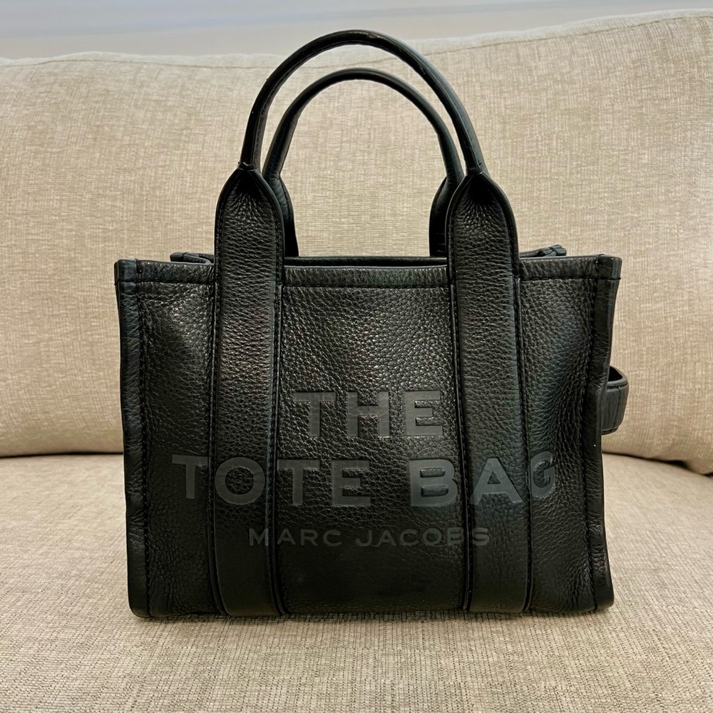 Marc Jacobs The Leather Small Tote Bag